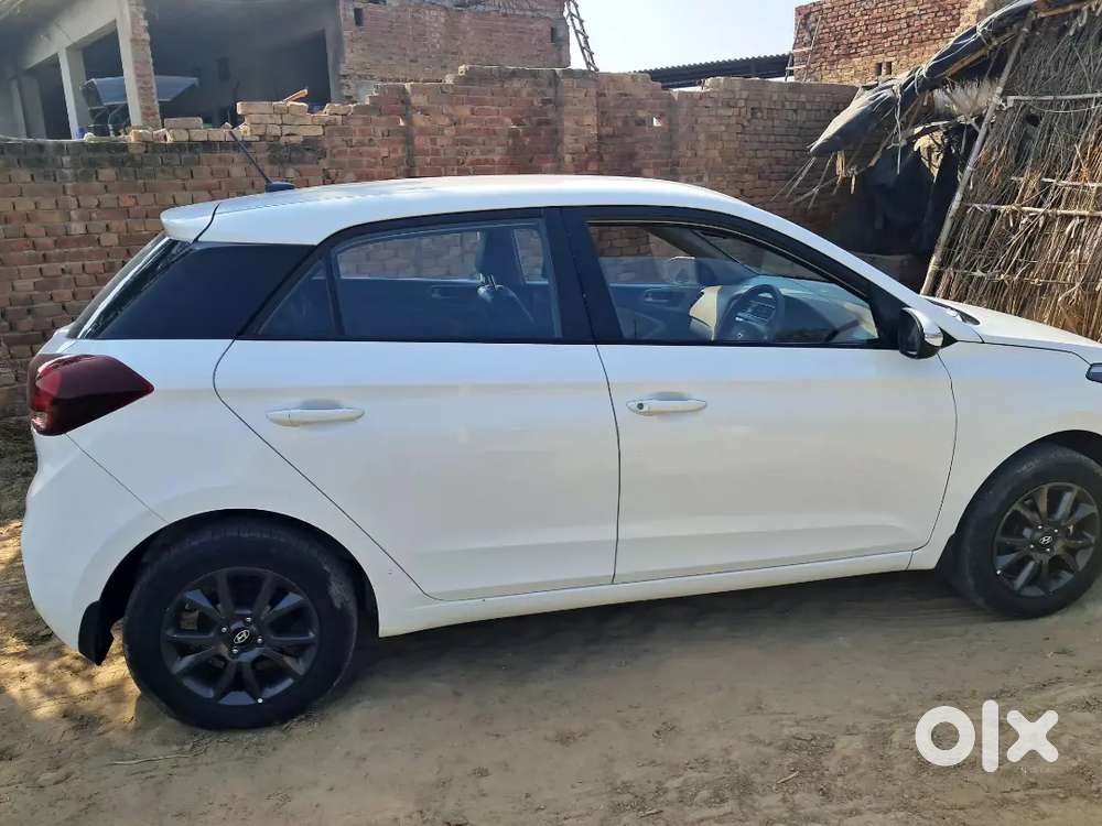 Hyundai I20 2019 Petrol 760000 Km Driven