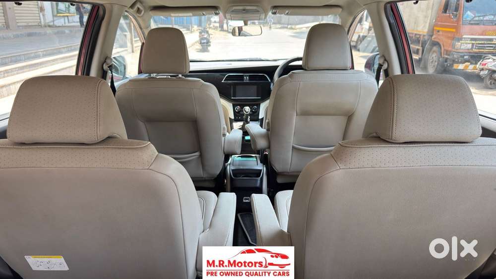 Mahindra Marazzo M8, 2018, Diesel
