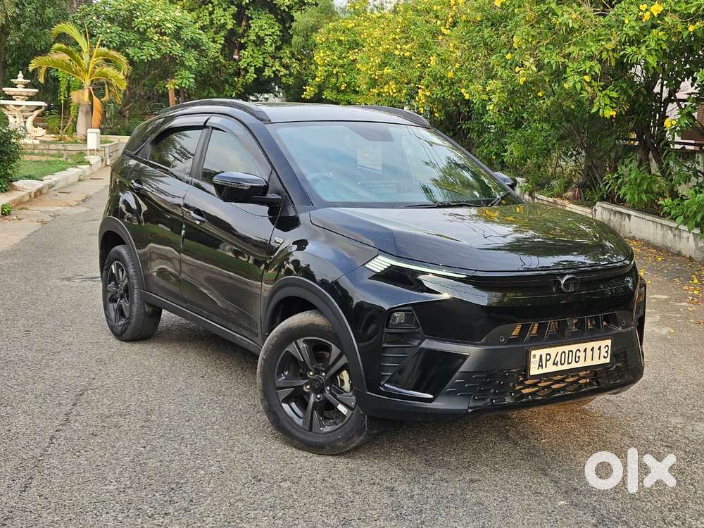 Tata Nexon Creative Plus 1.2 Petrol 6mt Dark Edition, 2024, Petrol