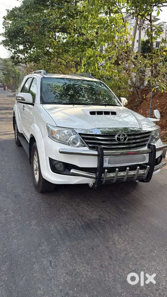 Toyota_fortuner_4×4 Manual For Sale