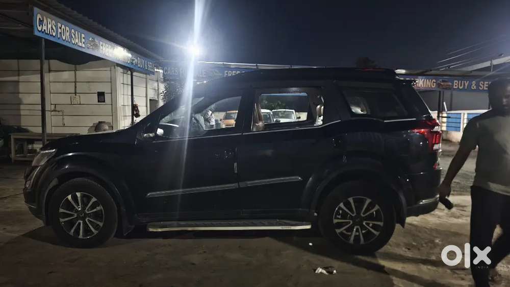 Mahindra Xuv500 2021 Diesel Well Maintained