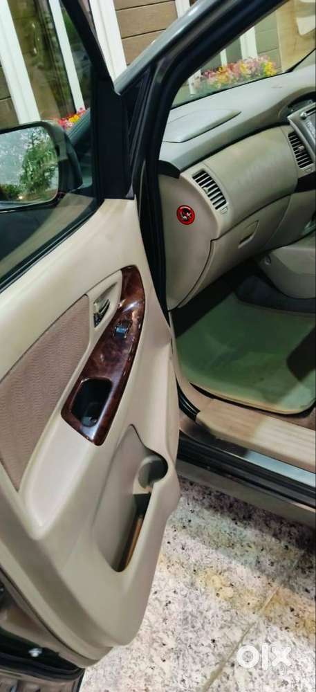 Toyota Innova 2013 Diesel 115000 Km Well Maintained