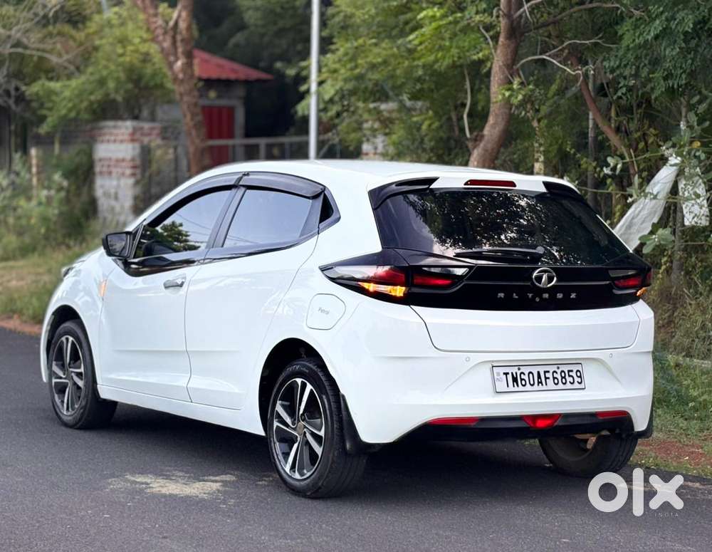 Tata Altroz, 2020, Petrol