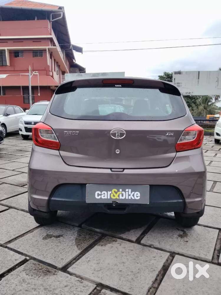 Tata Tiago 1.2 Revotron Xm, 2016, Petrol