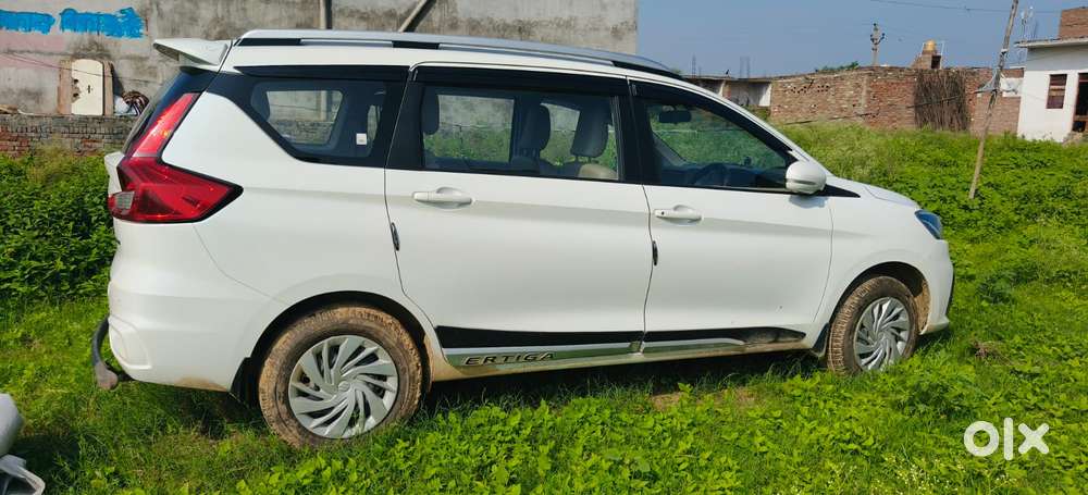 Maruti Suzuki Ertiga 1.5 Vxi, 2025, Petrol