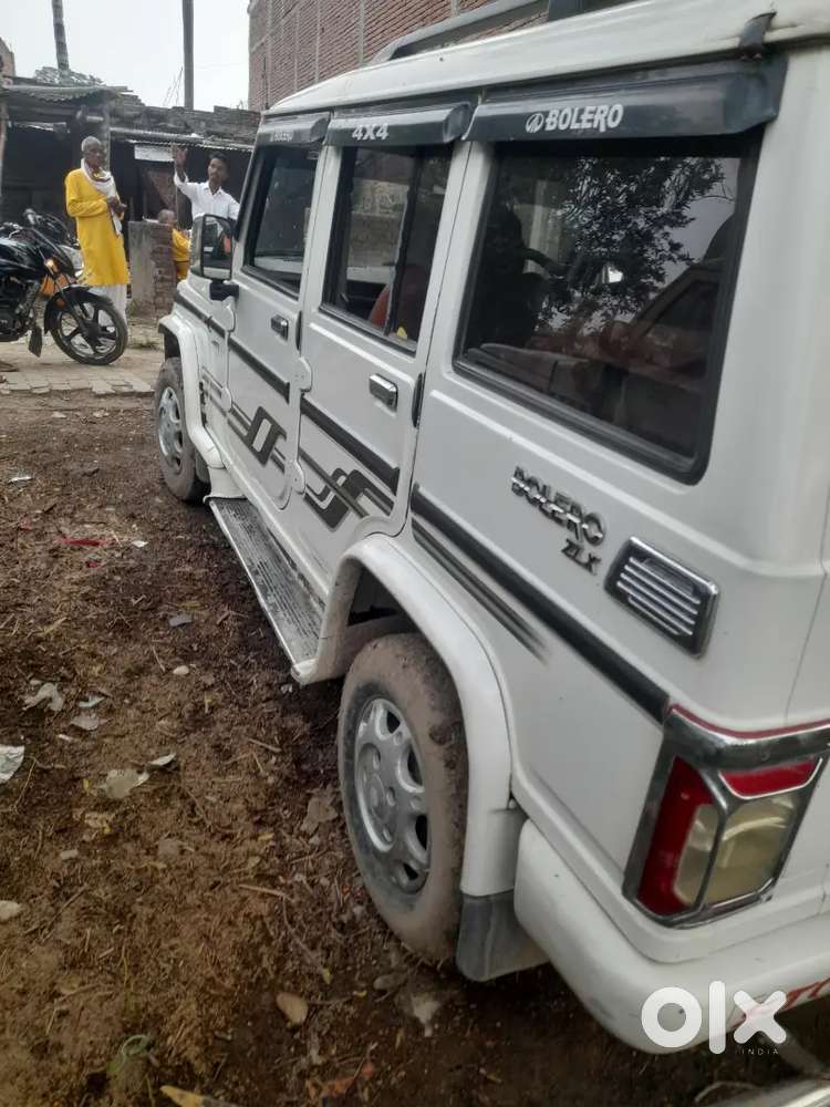 Mahindra Bolero 2015 Diesel 100000 Km Driven