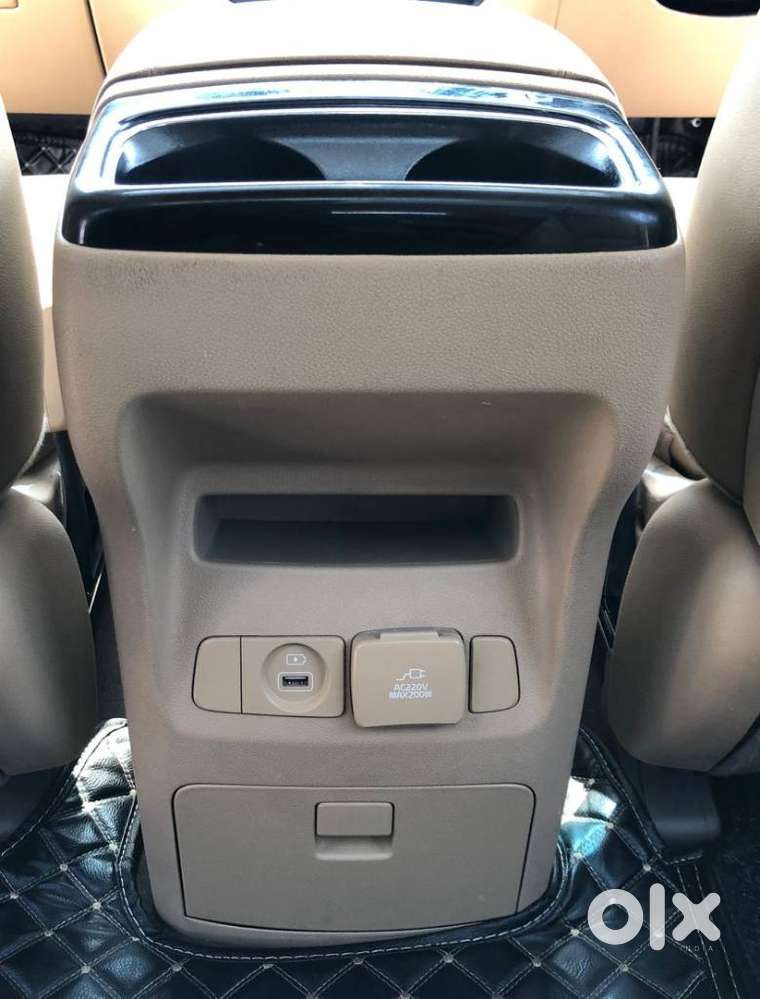 Kia Carnival Prestige, 2022, Diesel