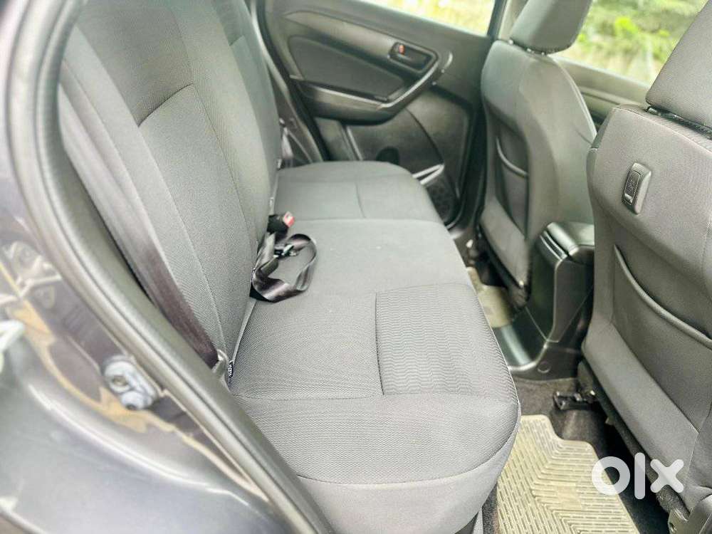 Maruti Suzuki Brezza 1.5 Vxi Smart Hybrid, 2020, Petrol