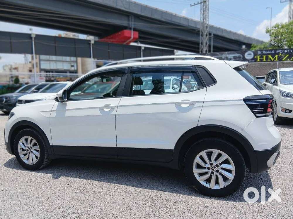 Volkswagen Taigun 1.0 Tsi Highline At, 2021, Petrol
