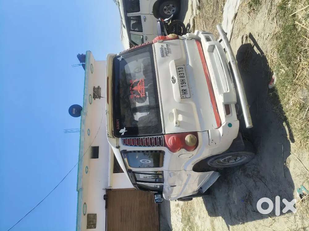 Mahindra Scorpio 20012