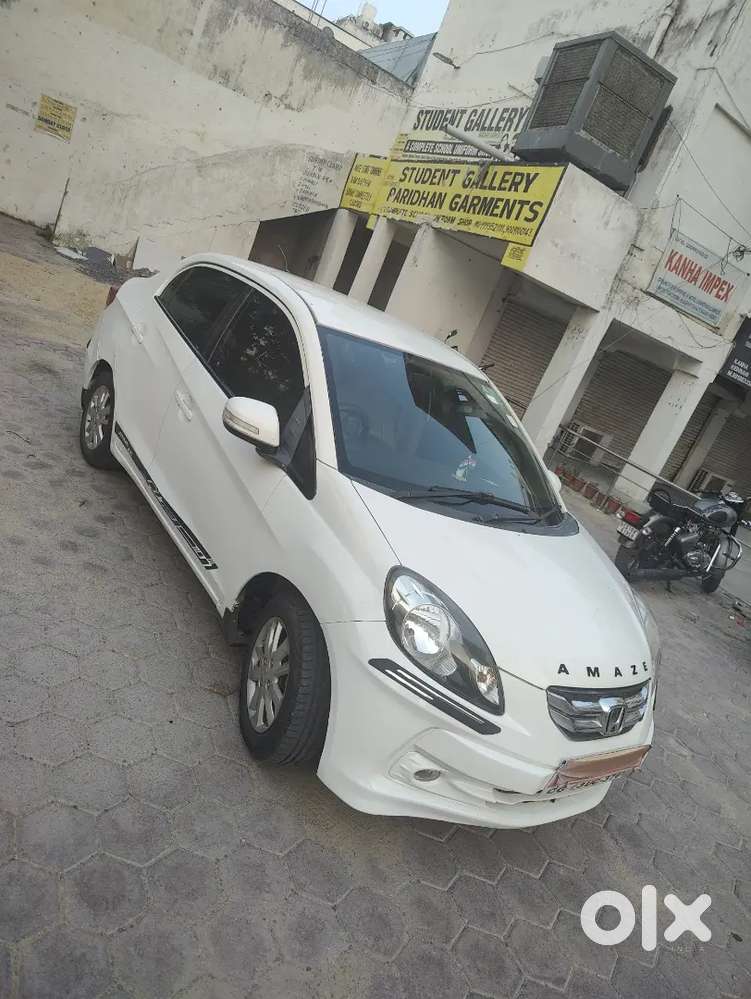 Honda Amze Diesal 25 Mailge 1 St Owner No Any Work