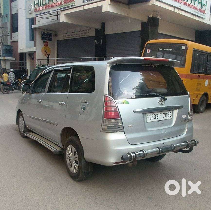 Toyota Innova 2.5 G (diesel) 7 Seater, 2011, Diesel
