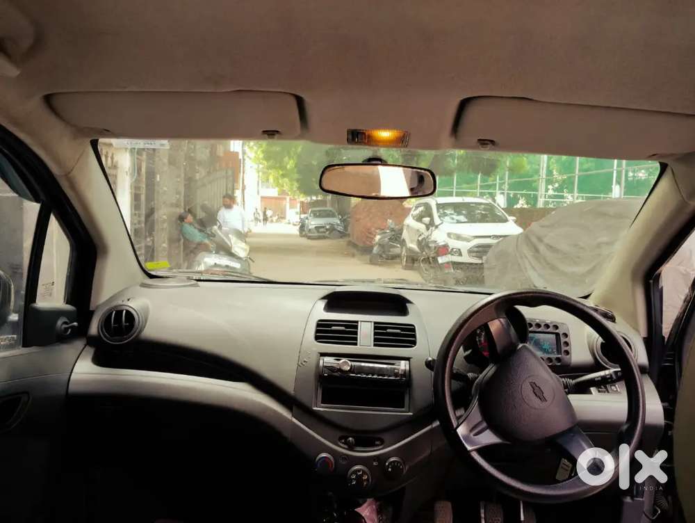 Chevrolet Beat Lt Petrol 2011