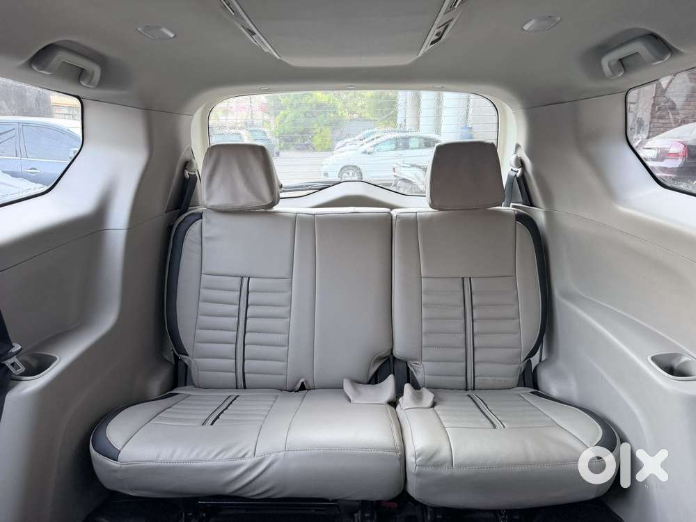 Mahindra Marazzo M6, 2018, Diesel