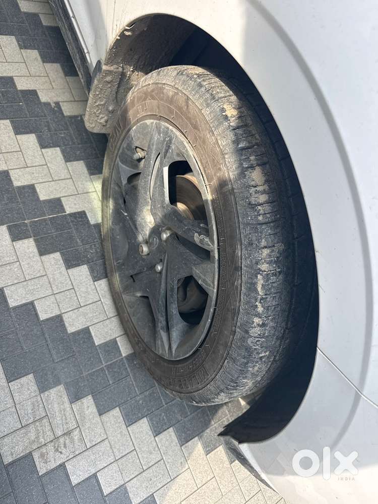 Hyundai I20 Sep 2023 Petrol 26500 Km Driven