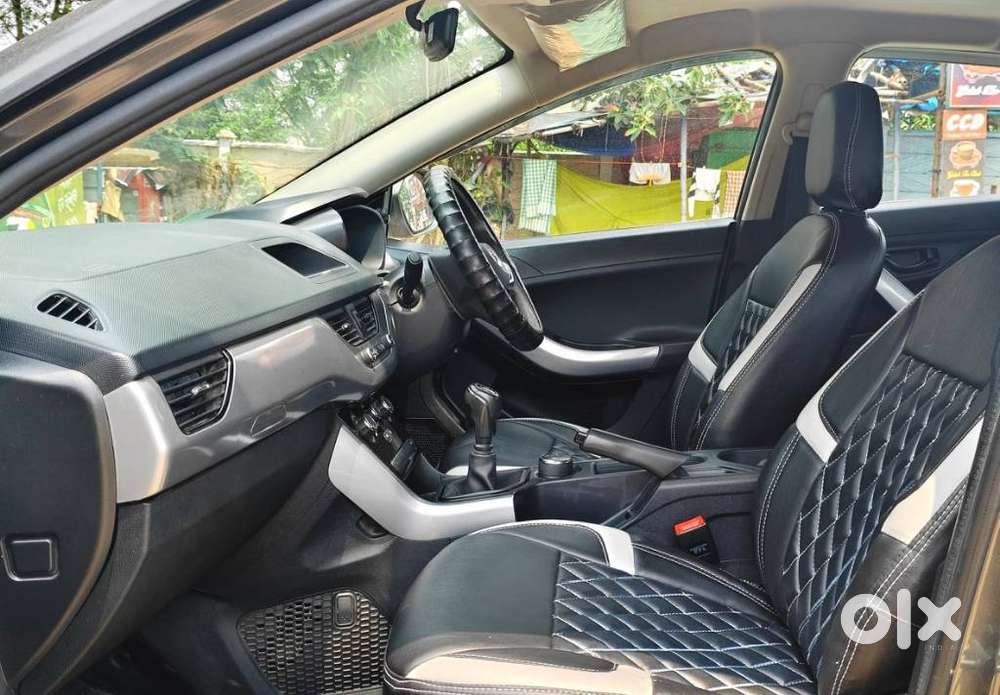 Tata Nexon 1.5 Revotorq Xm (s), 2022, Petrol