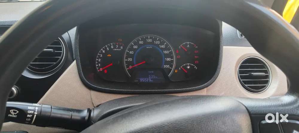 Hyundai Grand I10 2016 Petrol 96000 Km Driven