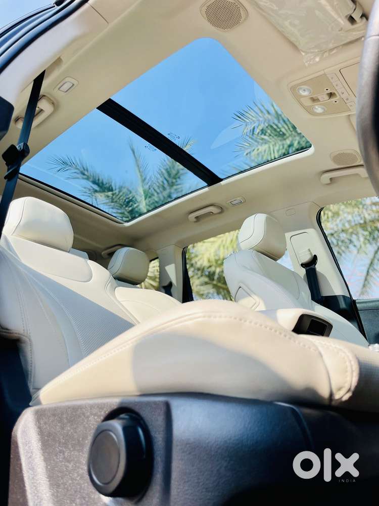 Mahindra Xuv700 2.2 Ax 7 Diesel At Luxury Pack Str, 2024, Diesel