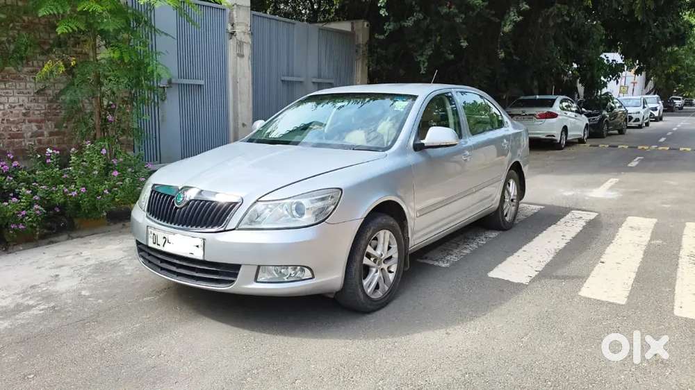 Showroom Condition Skoda Laura Petrol 1.8 Automatic Excellent Maintain