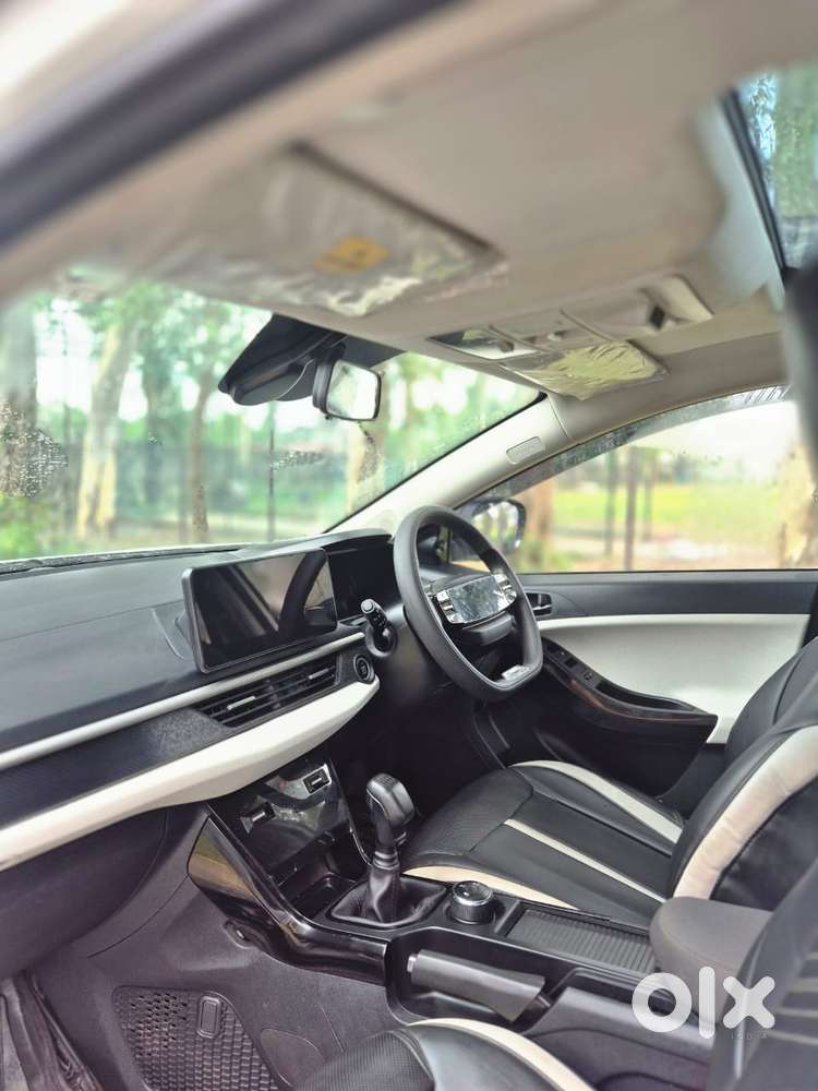 Tata Nexon Creative Plus S 1.2 Revotron Petrol 6 Mt, 2025, Petrol