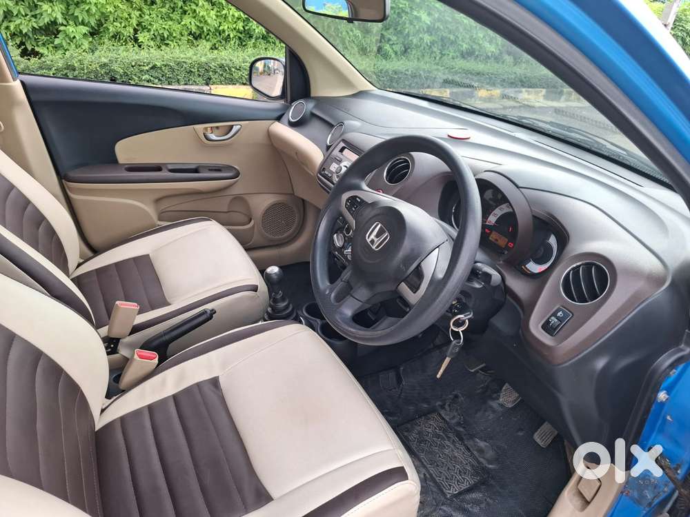 Honda Brio 2011-2013 V Mt, 2013, Petrol