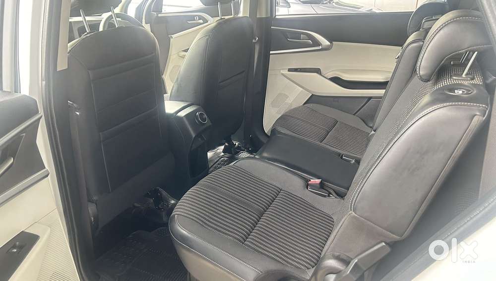 Kia Carens 1.4 Premium 7 Str, 2023, Petrol