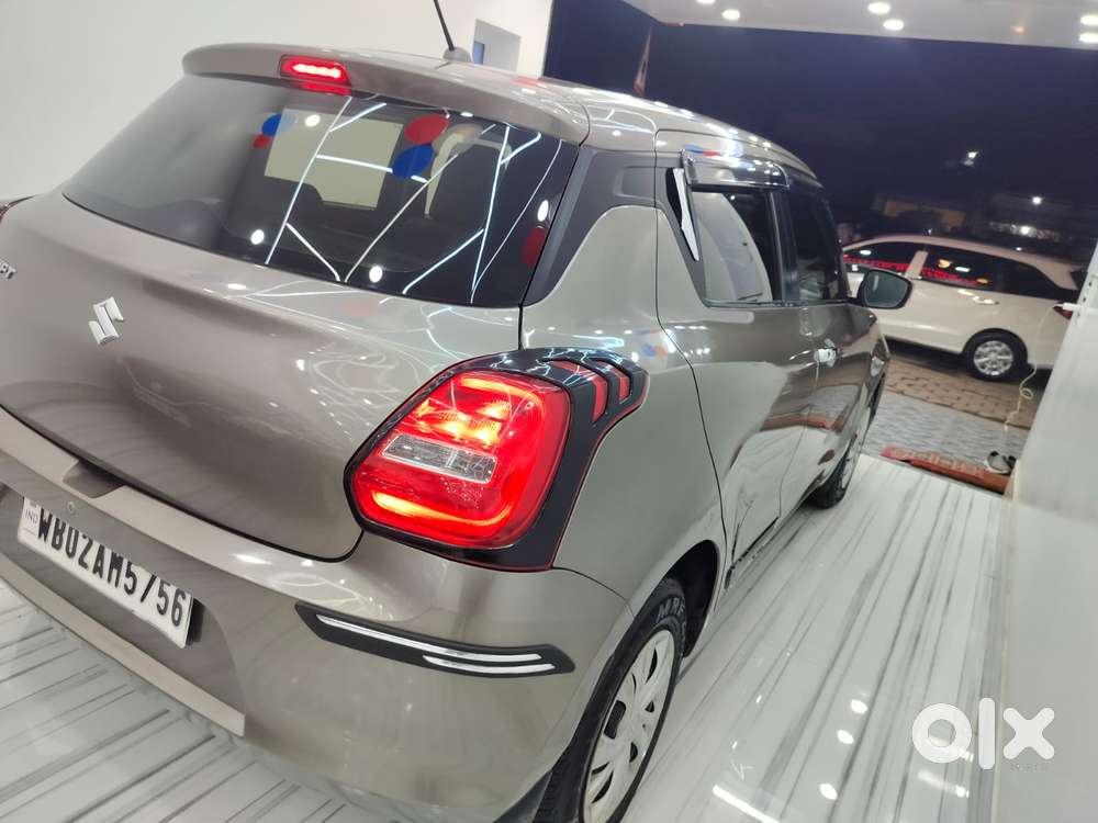 Maruti Suzuki Swift Vxi + Manual, 2018, Petrol