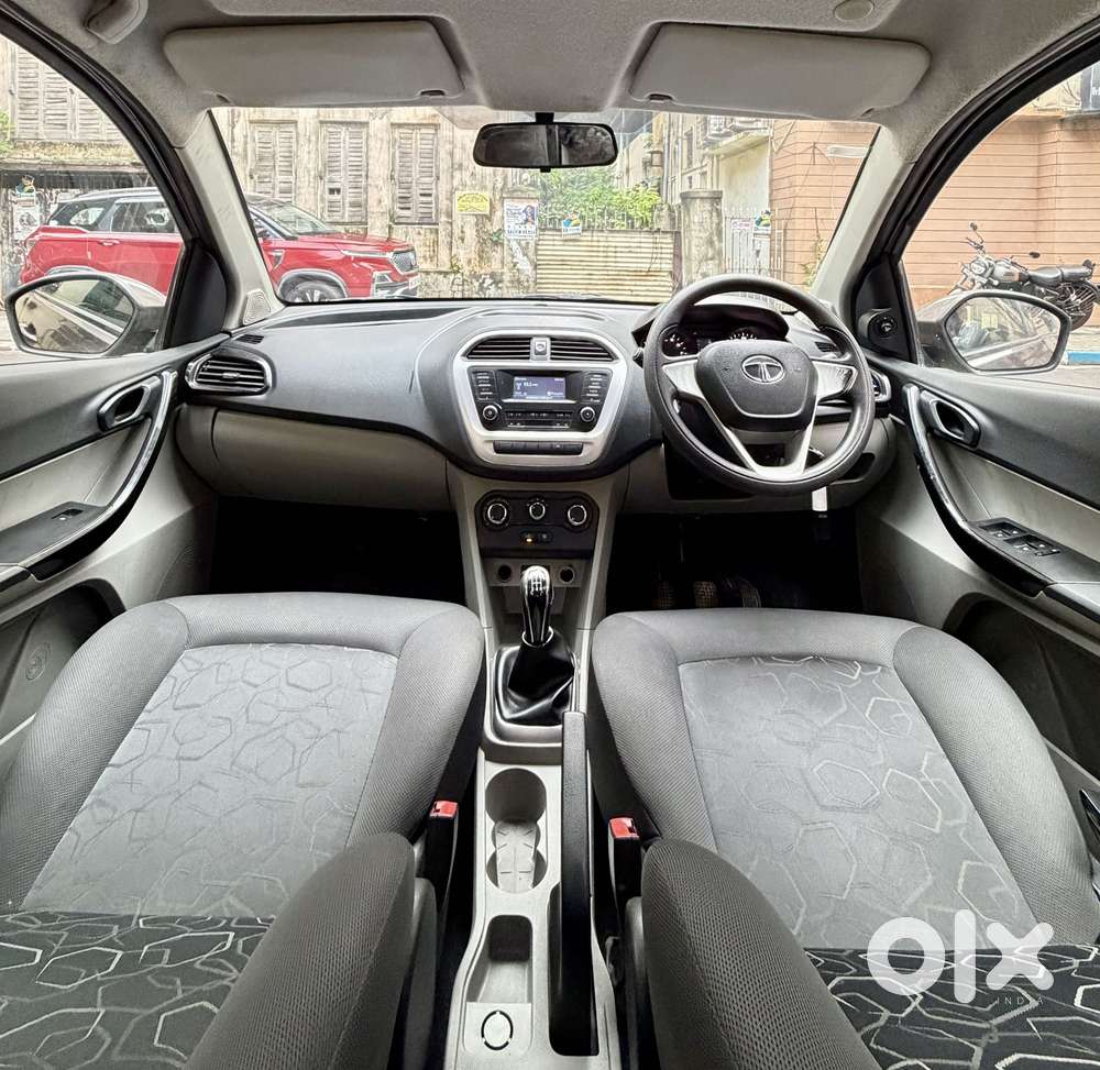 Tata Tiago 1.2 Revotron Xt (o), 2017, Petrol