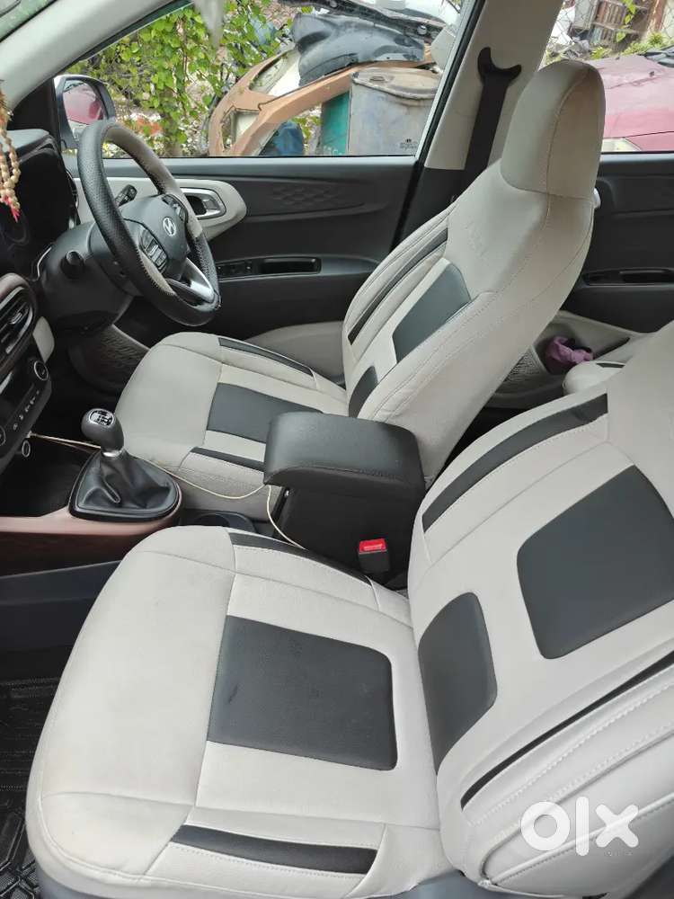 Hyundai Aura Sx Cng Manual 2026