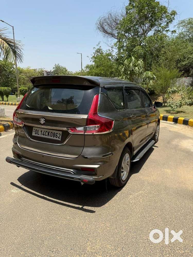 Almost New Maruti Suzuki Ertiga Vxi(o)cng 1.5l  (2024)