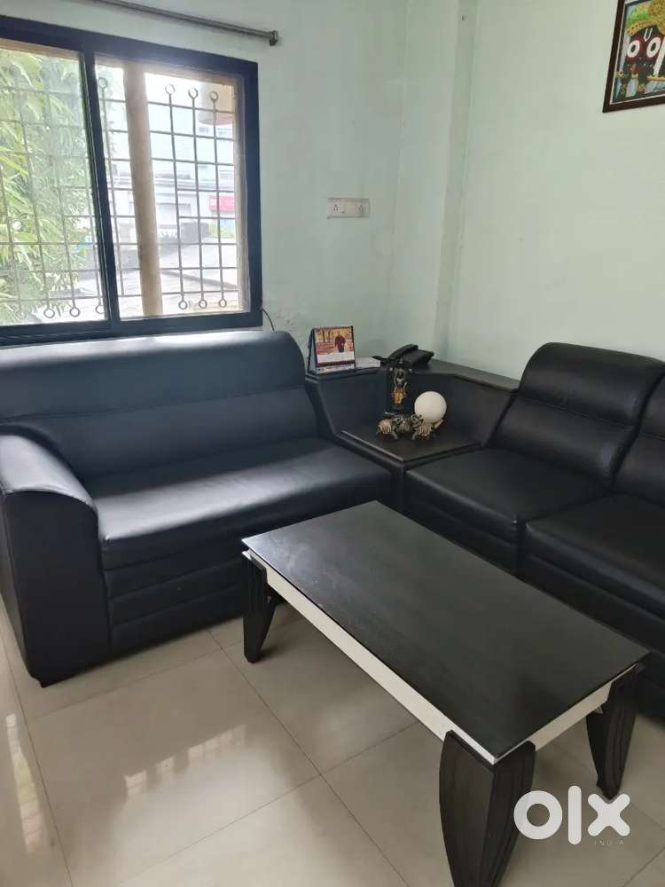 Leather Sofa (Six seated)