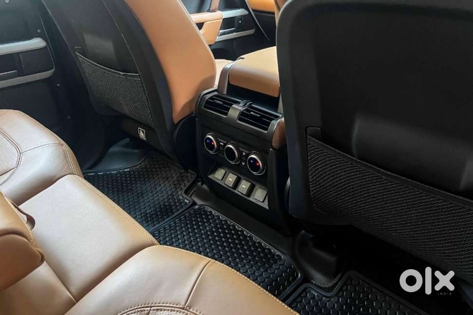 Land Rover Defender, 2023, Petrol