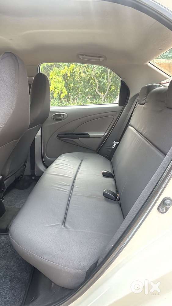 Toyota Etios 2010-2012 G, 2011, Petrol