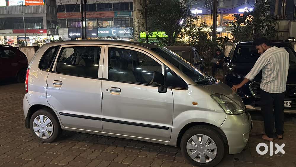 Maruti Suzuki Zen Estilo Petrol Manual 2008