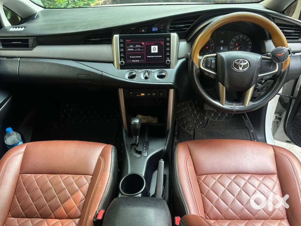 Toyota Innova Crysta [2020-ongoing] 2.4 Gx At 8 Str, 2022, Diesel