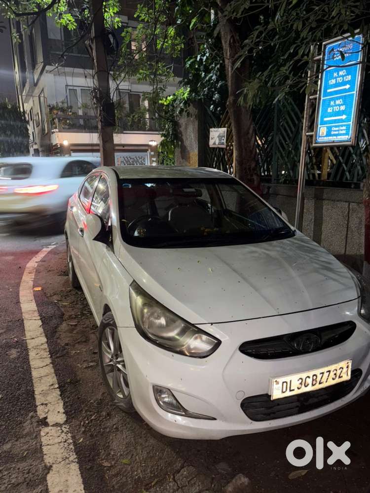 Hyundai Fluidic Verna 2013