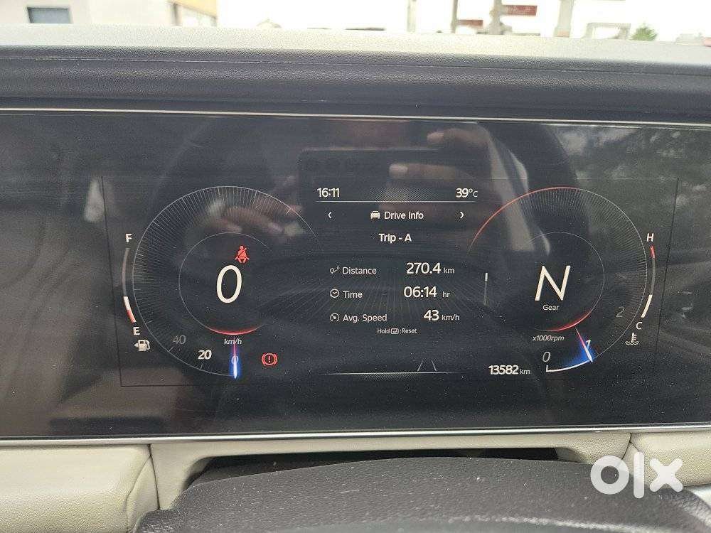 Mahindra Xuv700 2.2 Ax 7 Diesel Mt Str, 2025, Diesel