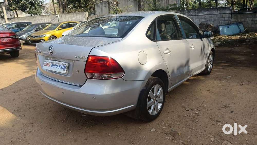 Volkswagen Vento 2010-2013 Petrol Highline, 2012, Petrol