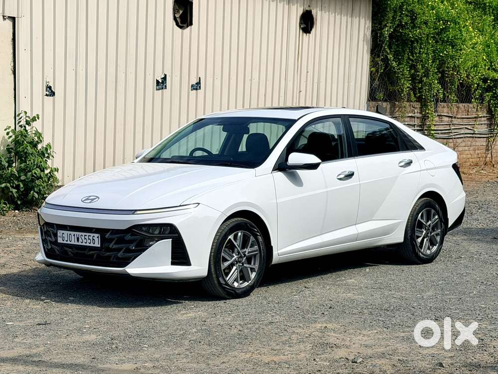 Hyundai Verna 1.5 Sx Ivt, 2024, Petrol