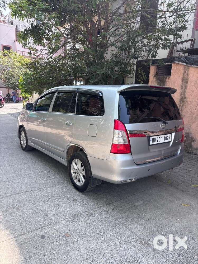 Toyota Innova 2.5 G (diesel) 8 Seater, 2016, Diesel