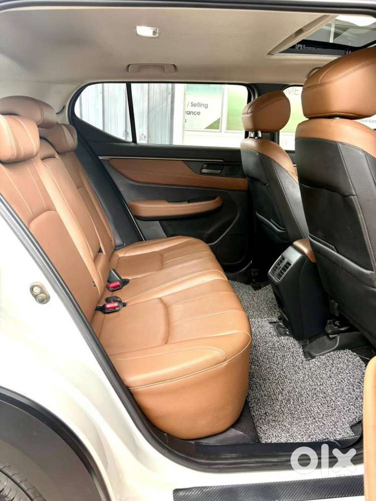 Honda Elevate Zx Cvt Dual Tone, 2025, Petrol