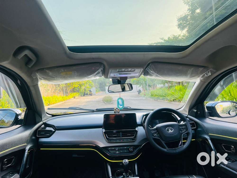 Tata Safari 2.0 Kryotec Xt Plus Dark Edition, 2023, Diesel