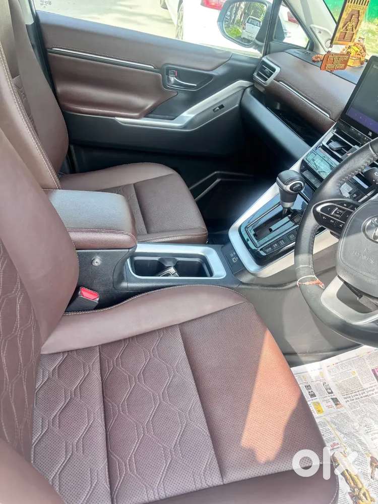 Toyota Innova Hycross 2024 Year