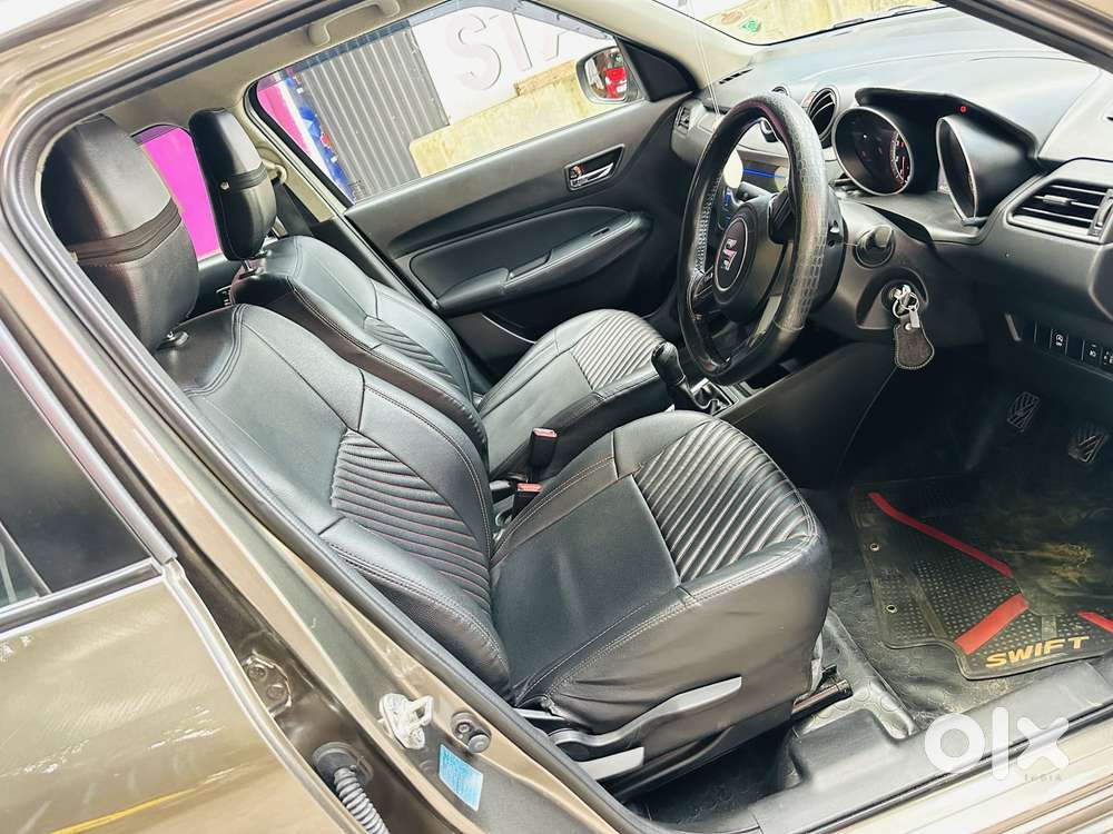 Maruti Suzuki Swift Vxi + Manual, 2021, Petrol