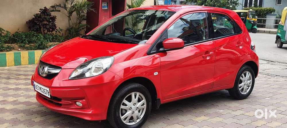 Honda Brio V Automatic, 2012, Petrol