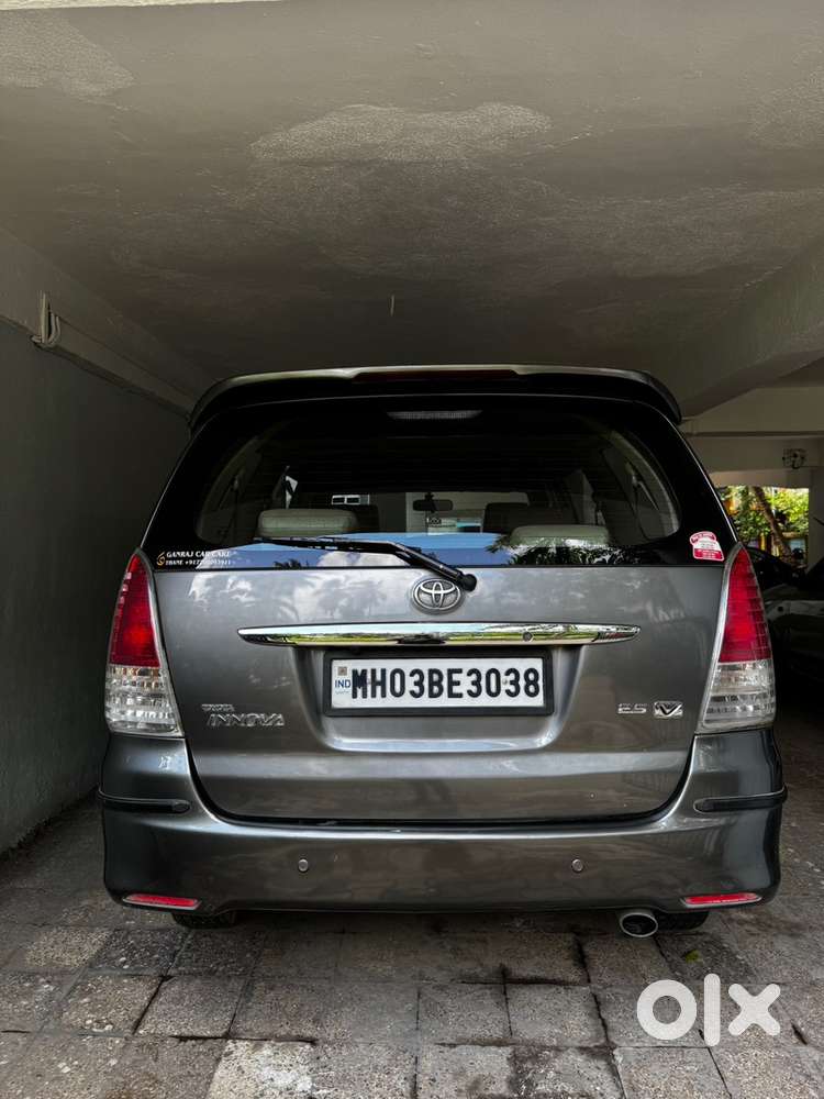 Toyota Innova 2012 Diesel Well Maintained