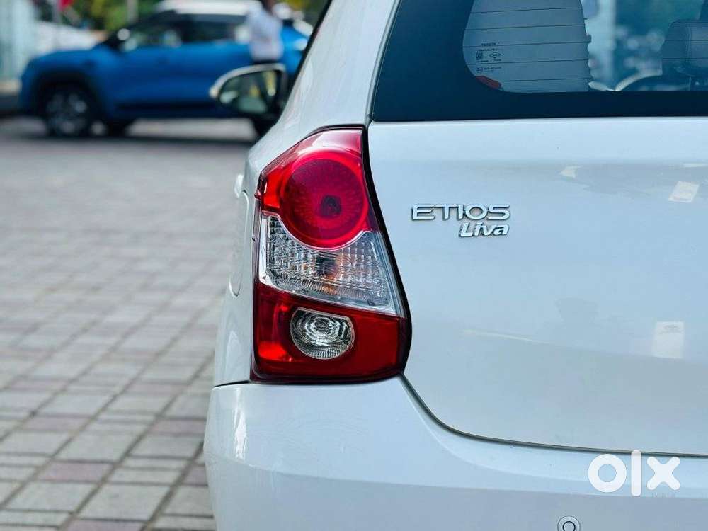 Toyota Etios Liva 1.2 Vx, 2017, Petrol