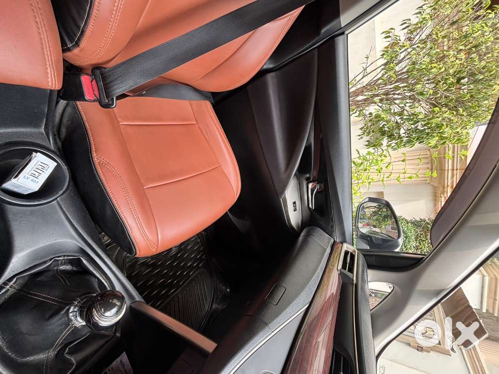 Toyota Innova Crysta 2017