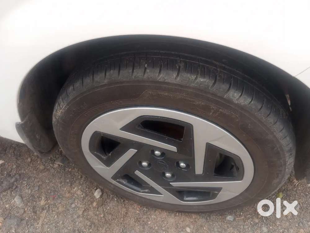 Hyundai Aura 2026 Petrol 6000 Km Driven