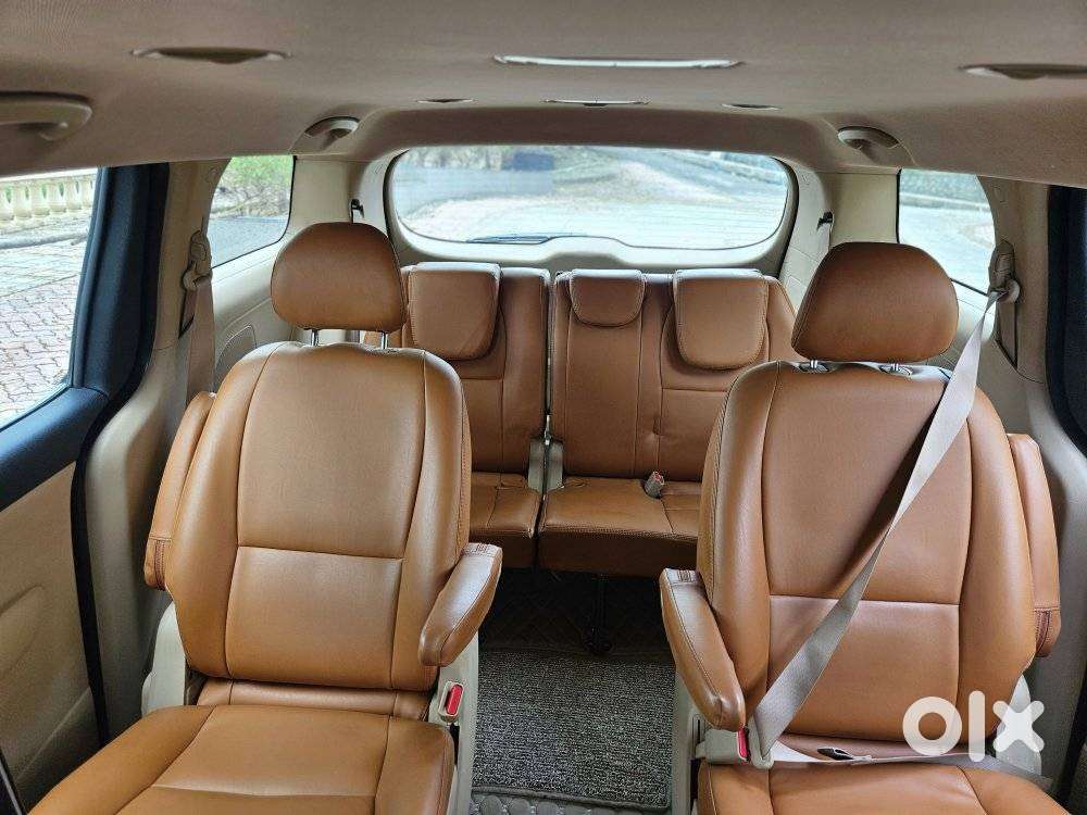 Kia Carnival Premium, 2020, Diesel